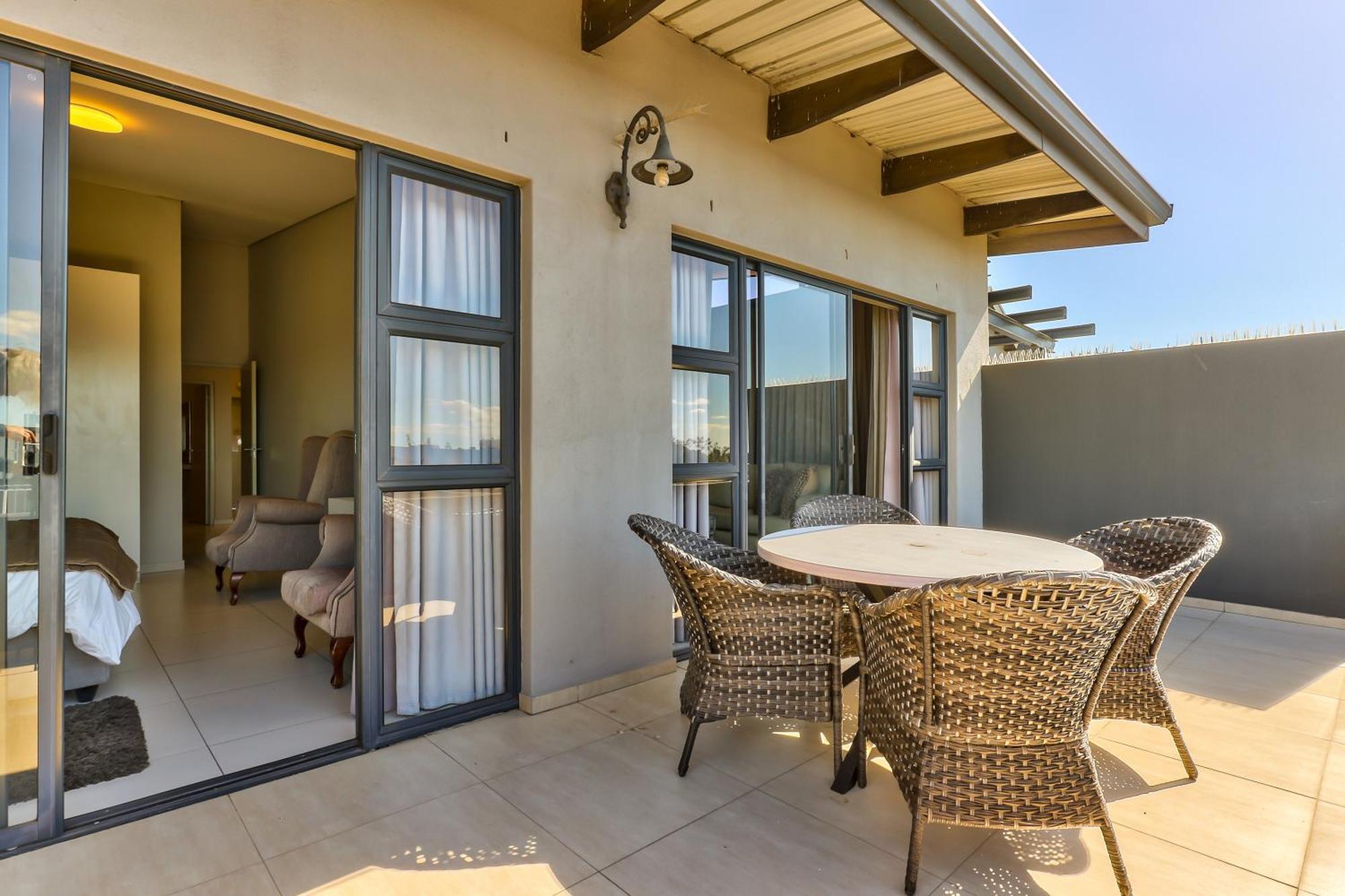 Heritage Square Apartments Durbanville Exterior photo
