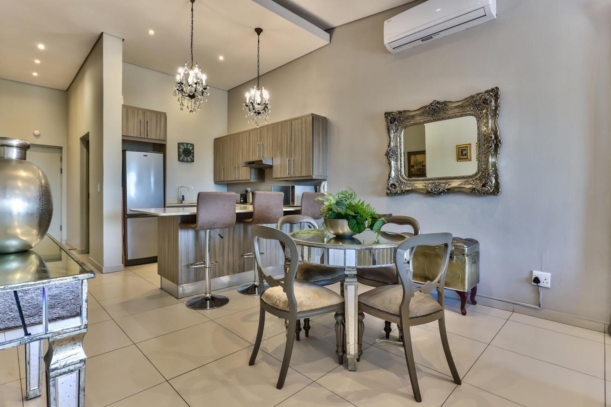 Heritage Square Apartments Durbanville Exterior photo