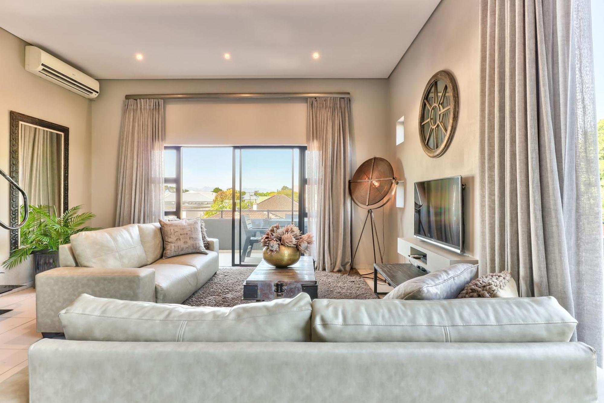 Heritage Square Apartments Durbanville Exterior photo
