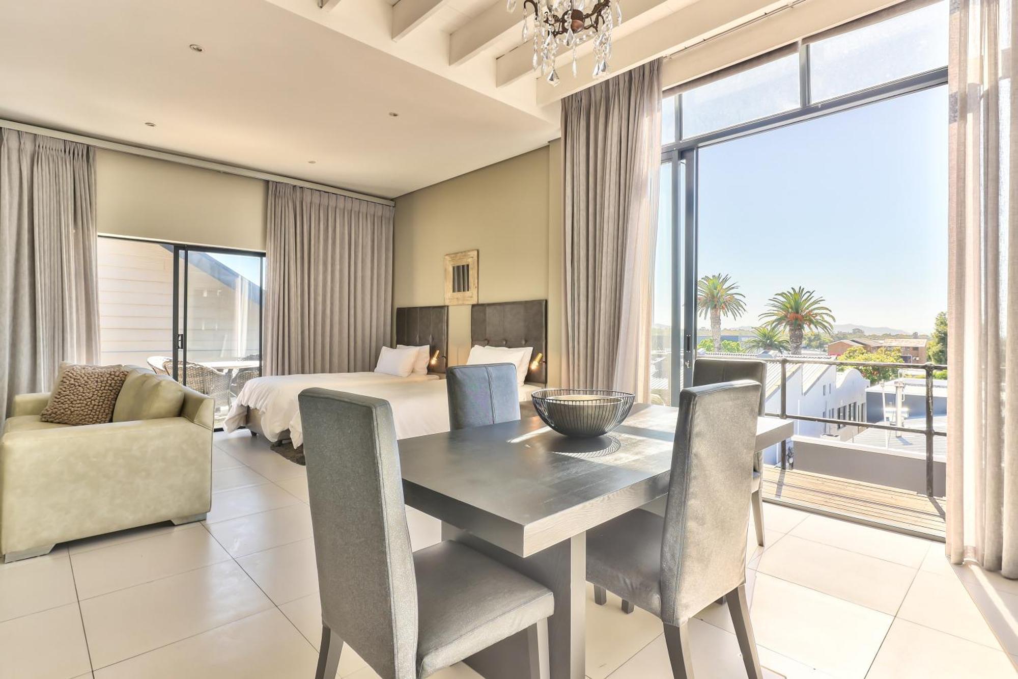 Heritage Square Apartments Durbanville Exterior photo